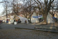 Image of sheet 20111109 photo 45: Die Zeltstadt "Occupy Paradeplatz", aufgenommen am Mittwoch, 9. November 2011 auf dem Lindenhof in Zuerich.