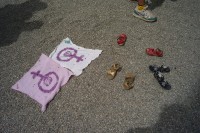 Image of sheet 20190614 photo 675: Frauenstreik und Kinder mit Mütter Frauen.
Kanzlei Zentrum Kreis 4 Aussersihl 
Kinder gehen mit Solidarity with Women strikers. Protest Strike Zürich 2019 Switzerland