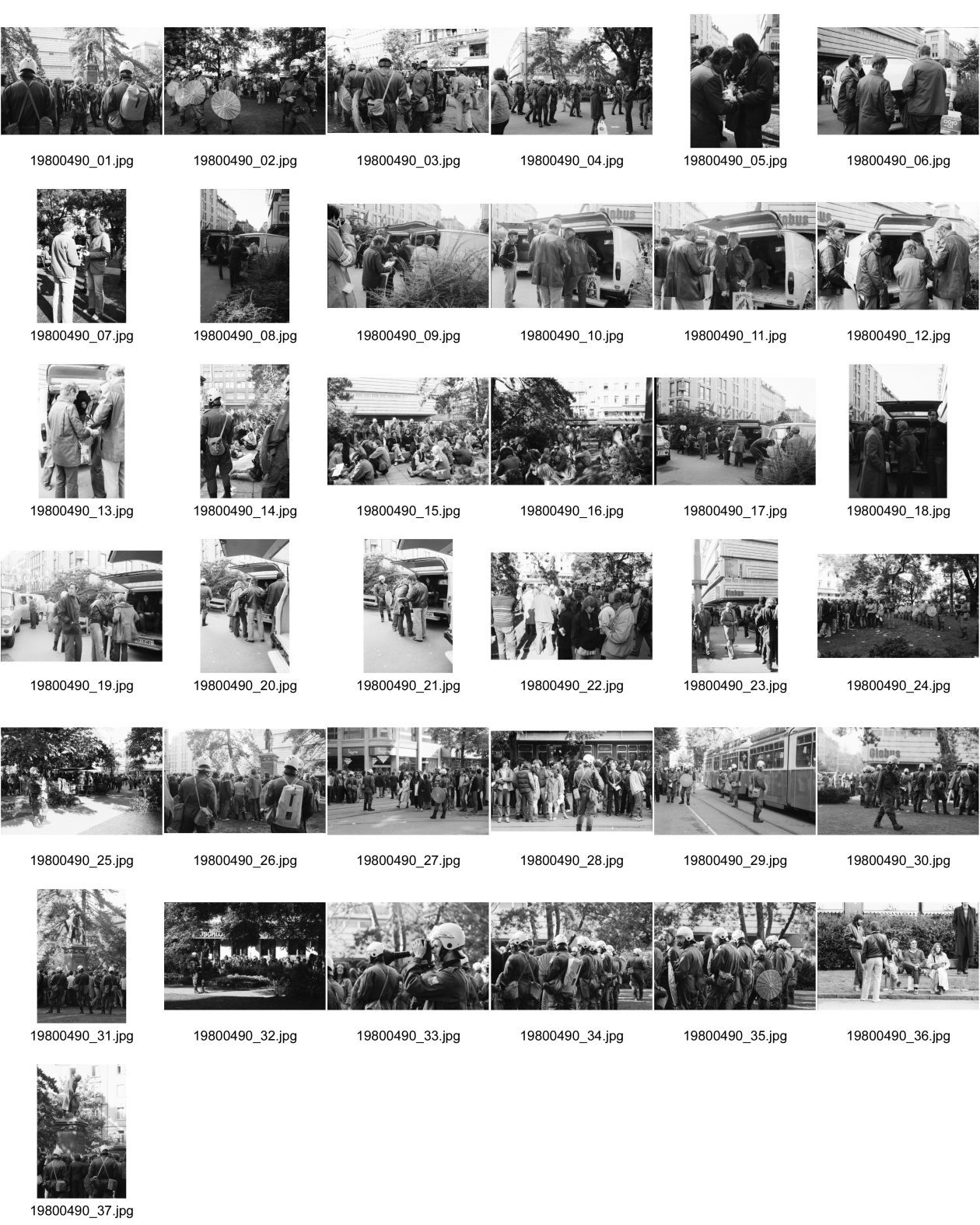 Image of sheet 19800490: Auf der Pestalozziwiese findet eine Informationsaktion statt. Die Stadtpolizei lässt die dialogbereiten AJZ-AnhängerInnen, die mit fingierten Auseinandersetzungen ein spontanes Strassentheater mit gemimten PolizistInnen inszenieren, nicht gewähren und verhaftet 144 Personen. Nachdem diese Aktion durch die neue Einkreistaktik der Polizei verhindert worden ist, machen sich in den gemässigten Kreisen der Bewegung Resignation, Enttäuschung und Verzweiflung breit. 

Informationsaktionen: Flugblätter, Strassentheater, Nach Polizeitheater an der siehe Dias, an der Bahnhofstrasse vor dem Globus und auf der Pestalozziwiese werden unter dem Pestalozzi Denkmal 250 Menschen von Polizei in Zivil und uniformiert zusammengepfercht einzeln kontrolliert, registriert, 144 verhaftet und in Sixpacks abgeführt. Eine Junge Frau spielt den Grenadieren auf der Querflöte ein Lied. Polizei am Filmen. JournalistInnen auf Sitzbank als Zuschauer, Paul Riniker Andi Ackermann Erich Schmid (abgeschn. Gesicht). Josefa Haas (?) vom Tagi? Sandro traf ich in Gaza später als Rot Kreuz Delegierter. Stirbt später.

Jugendbewegung Bewegig AJZ Zürcher Jugendunruhen Demonstrationen