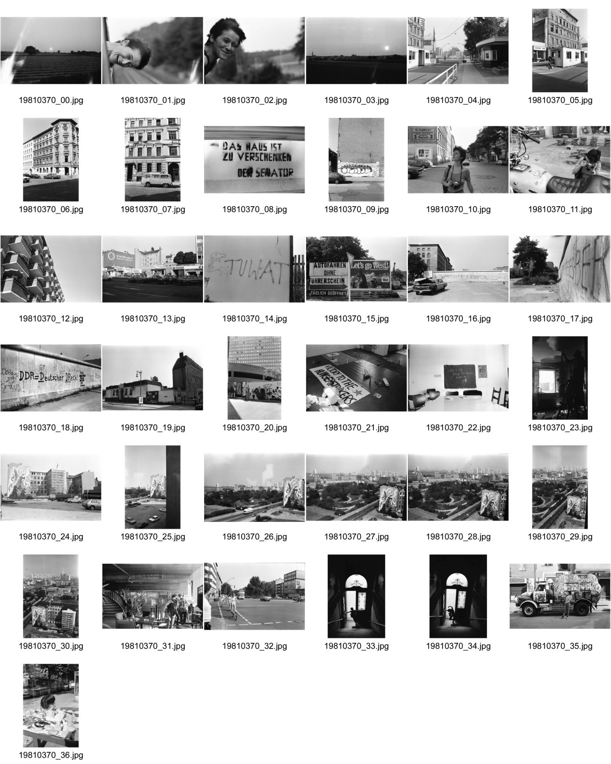 Image of sheet 19810370: mit Iren Monti Häuser Zeilen in Berlin. Die Mauer vom Westen in den Osten 'DDR-Deutscher Dreck' Graffittis Vitrine mit Perücke und Brötchen.
Hinter der Mauer steht das ehemalige Reichsluftfahrtministerium (RLM). Es war ein Ministerium in der Zeit des Dritten Reichs. Für dieses Ministerium wurde 1935 ein monumentales Bürogebäude in Berlin errichtet, das seit 1992 Detlev-Rohwedder-Haus heißt und heute Sitz des Bundesministeriums der Finanzen ist.
Wilhelmstrasse 97. West Berlin Deutschland 1981