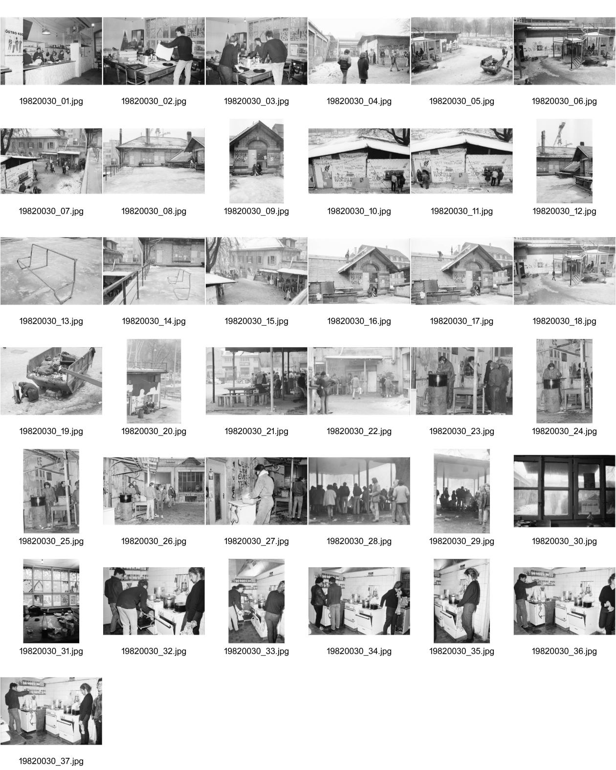 Image of sheet 19820030: Frauen machen Restaurant im AJZ. Plakat Oestro. Kuchenbacken. Küche Winterstimmung mit Schnee. Info's über Video Besetzung etc. Transpis. Sitzbank ohne Holz. Dach in Konstruktion Container. Marroni Verkäufer (gest.) bemalte Fenster.
Jugendbewegung Ajz Bewegung Limmatstrasse Zürich 1982 Jugendzentrum
© by Olivia Heussler
www.oliviaheussler.com