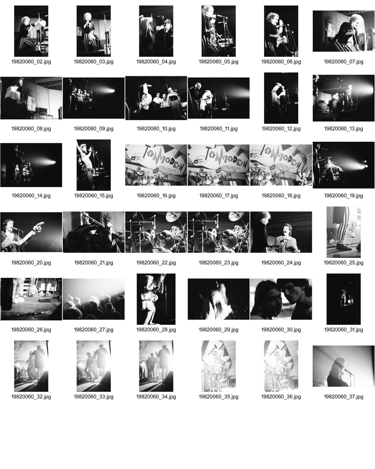 Image of sheet 19820060: Rote Fabrik Tonmodern Festival Zürich 1982 mit der Rockband Rockmusik «erste allgemeine Verunsicherung» © by Olivia Heussler www.oliviaheussler.com
Die Erste Allgemeine Verunsicherung (kurz: EAV) ist eine österreichische Pop-Rock-Band, die 1977 gegründet wurde. Texter und Komponist der Band ist Thomas Spitzer. Der Name ist eine Anlehnung an das ehemalige österreichische Versicherungsunternehmen Erste Allgemeine Versicherung.