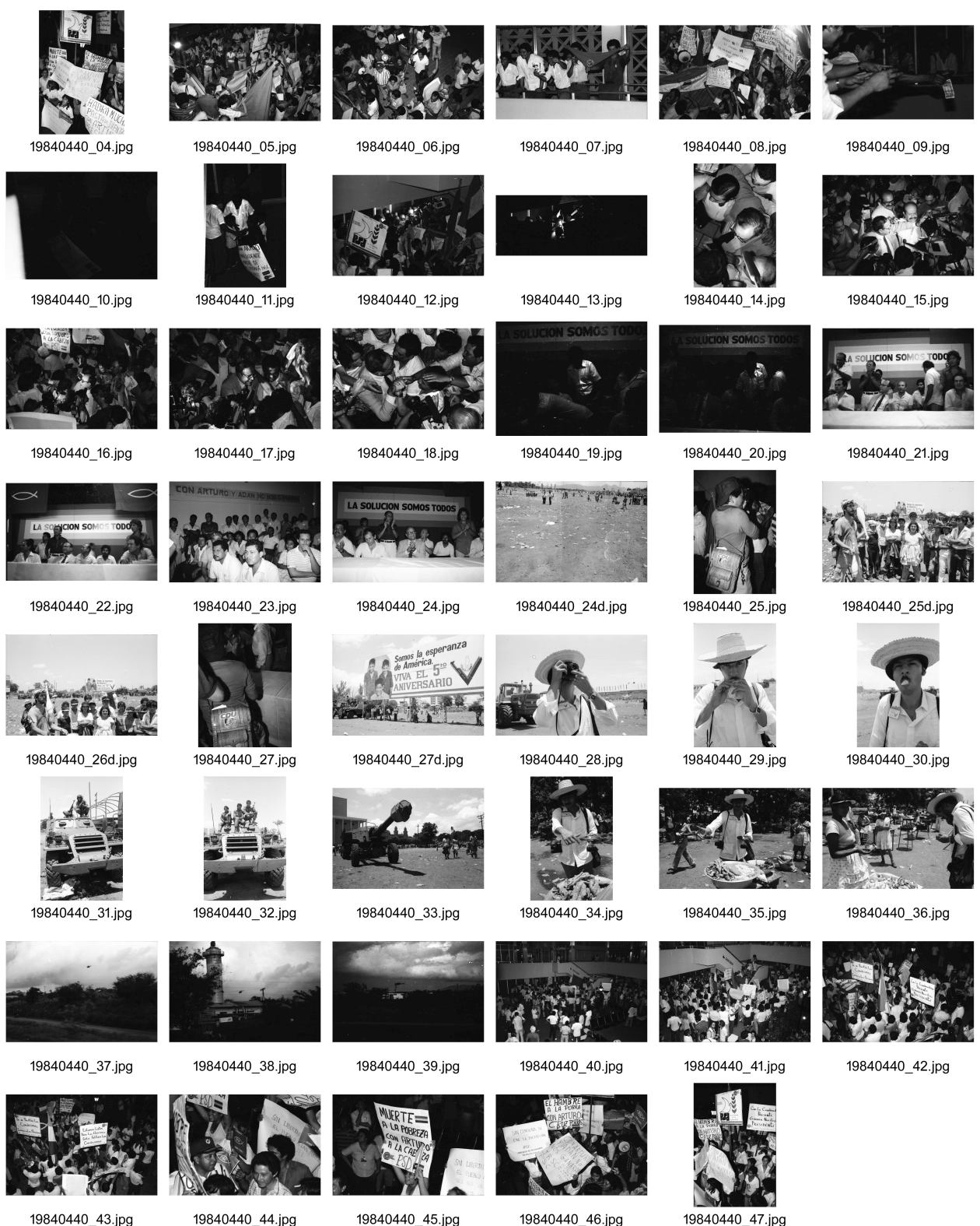 Image of sheet 19840440: Ein Jongleur und ZuschauerInnen Plakat 'Somos la Esperanza de America'. Wir sind die Hoffnung Amerika's. Panzer. Oscar Cantarero Ortegas Hoffotograf Fotograf mit Strohhut. Gruppenbild Demonstration für den zurückkehrenden Arturo Cruz im Flughafen von Managua. Helikopter. Essstand mit Schweinefettstücken. Managua 1984