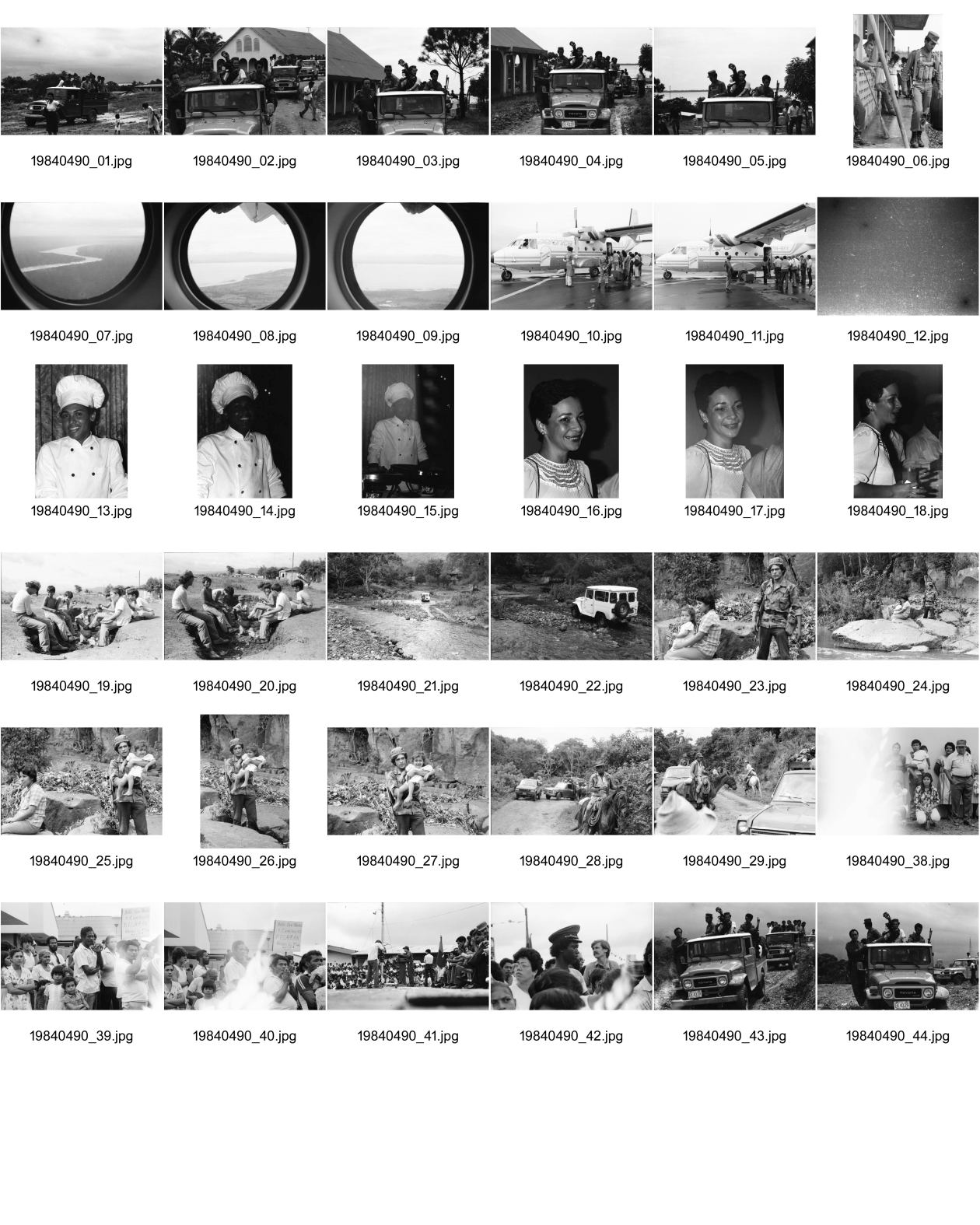 Image of sheet 19840490: Campesinos auf dem Weg von Oro Verde nach Esteli. Sandinist. Soldat mit seinem Kind. Knaben spielen in einem Loch. Nora Astorga im Hotel Interconti. Im  Flugzeug nach Bluefields an die Atlantikküste. Sicht auf Rio Rama und Dschungel. Soldaten auf Jeep. Pick up Filmer. 1984 Bluefields Nicaragua