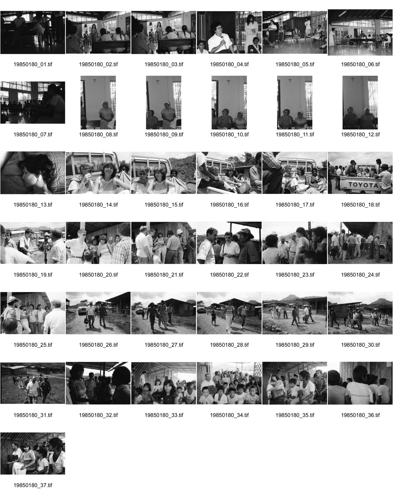 Image of sheet 19850180: Mütter fasten Hungerstreik der Frauen frtsg.850150 gegen US-Kongresskredit für die Contra in Managua. Olivia Portrait. Rosmarie Bär und Leni Robert sind Mitgliederinnen einer CH er Delegation für Menschenrechte. Sie besuchen zusammen mit einem Geistlichen und Gewerkschafter die von CH-er BrigadistInnen gebaute Landkooperative Polo de Yale. (Leni Robert ist Nationalrätin der Berner Freien Liste (Grüne Fraktion). Sept. 1995 Matagalpa Nicaragua 1985