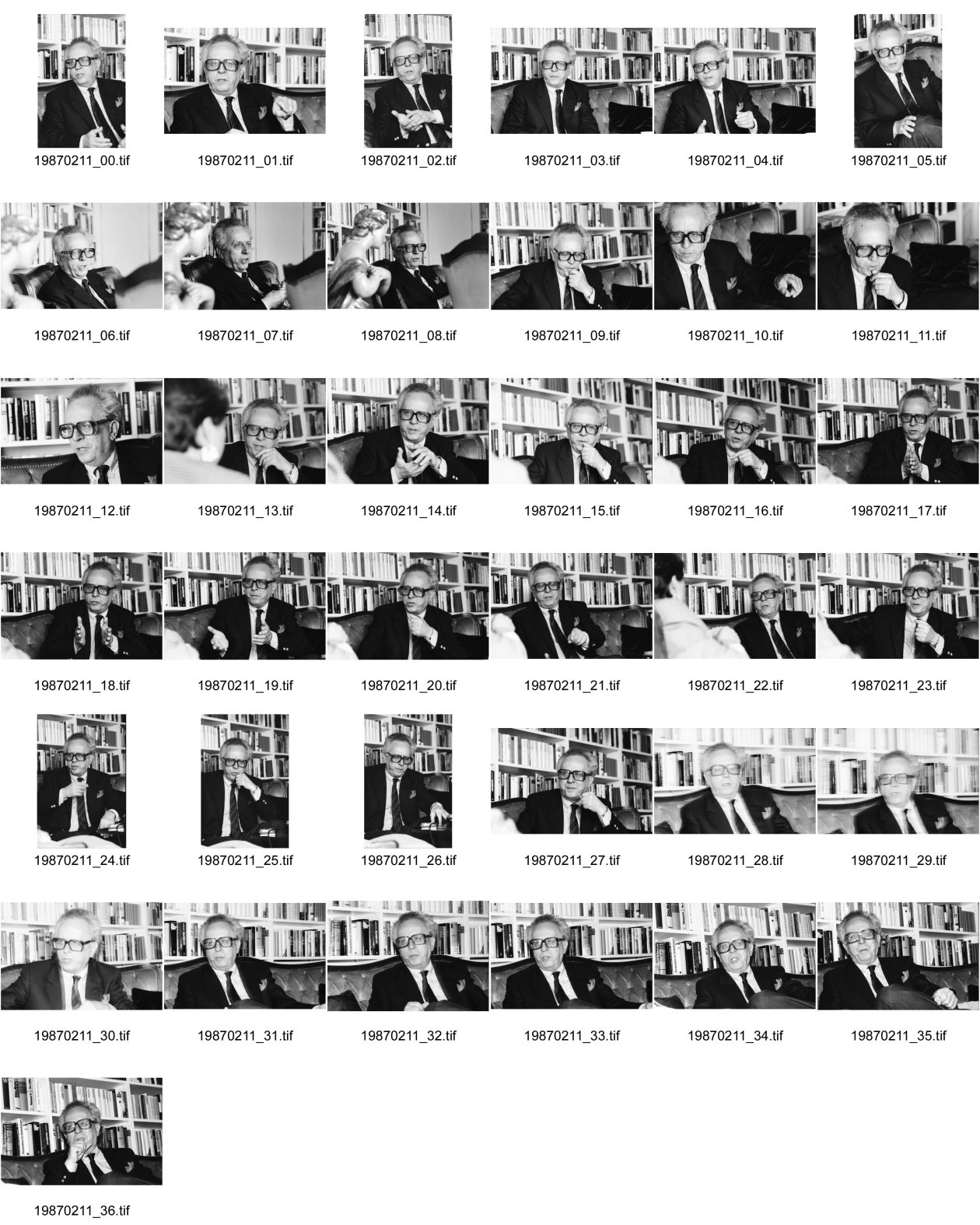 Image of sheet 19870211: frtsg. 870210 Portrait Schriftsteller Johannes Mario Simmel.
Johannes Mario Simmel (7 April 1924 – 1 January 2009) was an Austrian writer.

He was born in Vienna and grew up in Austria and England. He was trained as a chemical engineer and worked in research from 1943 to the end of World War II. After the end of the war, he worked as a translator for the American military government and published reviews and stories in the Vienna Welt am Abend. Starting in 1950, he worked as a reporter for the Munich illustrated Quick in Europe and America.