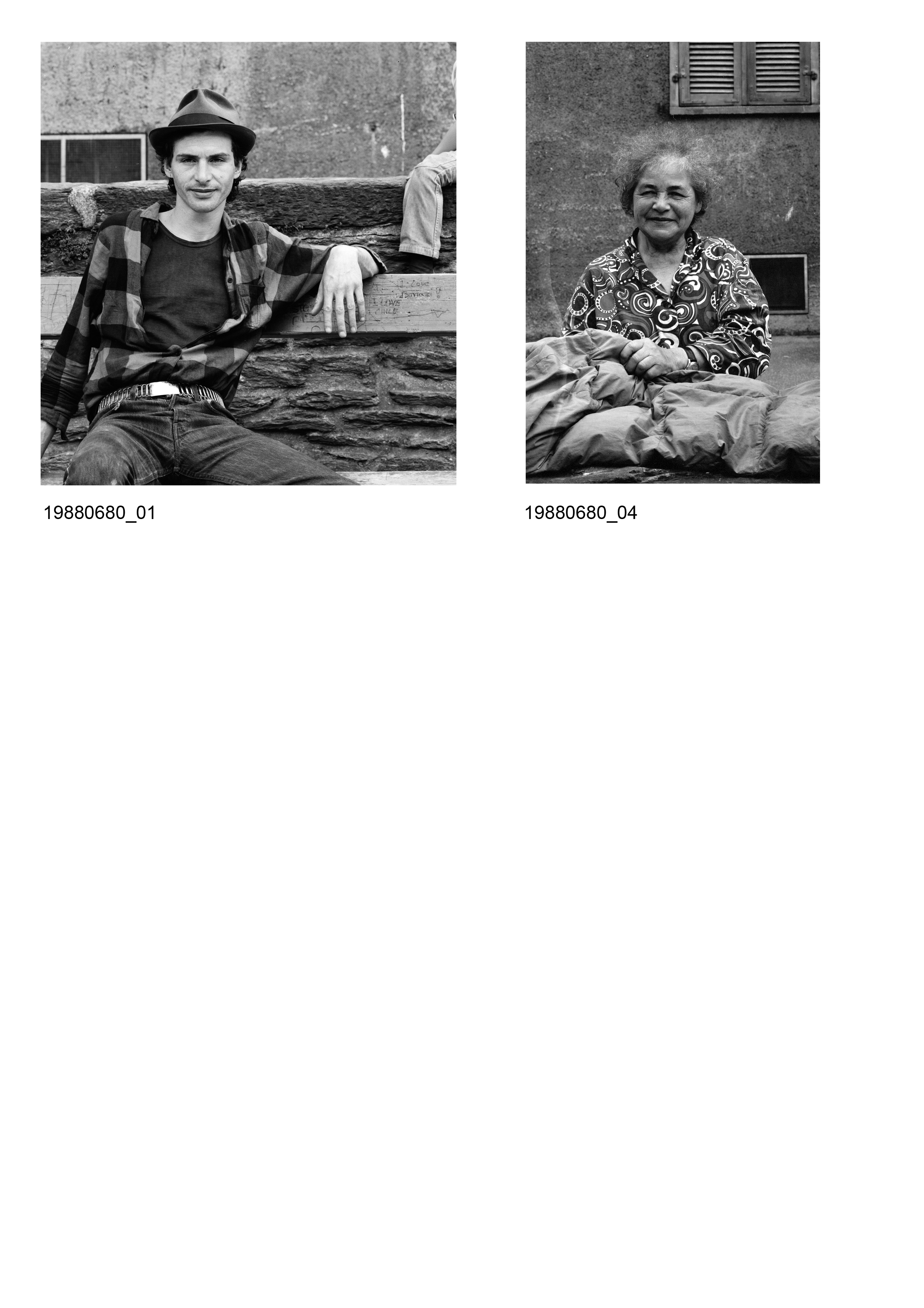 Image of sheet 19880680: Portrait Andrea Caprez mit Aaron Meienberg Frau Gnoos packt ihren gesonnten Schlafsack zusammen. städtische Siedlung Erismannhof Zürich Kreis 4 1988
 4 x5 Inch Sinar
