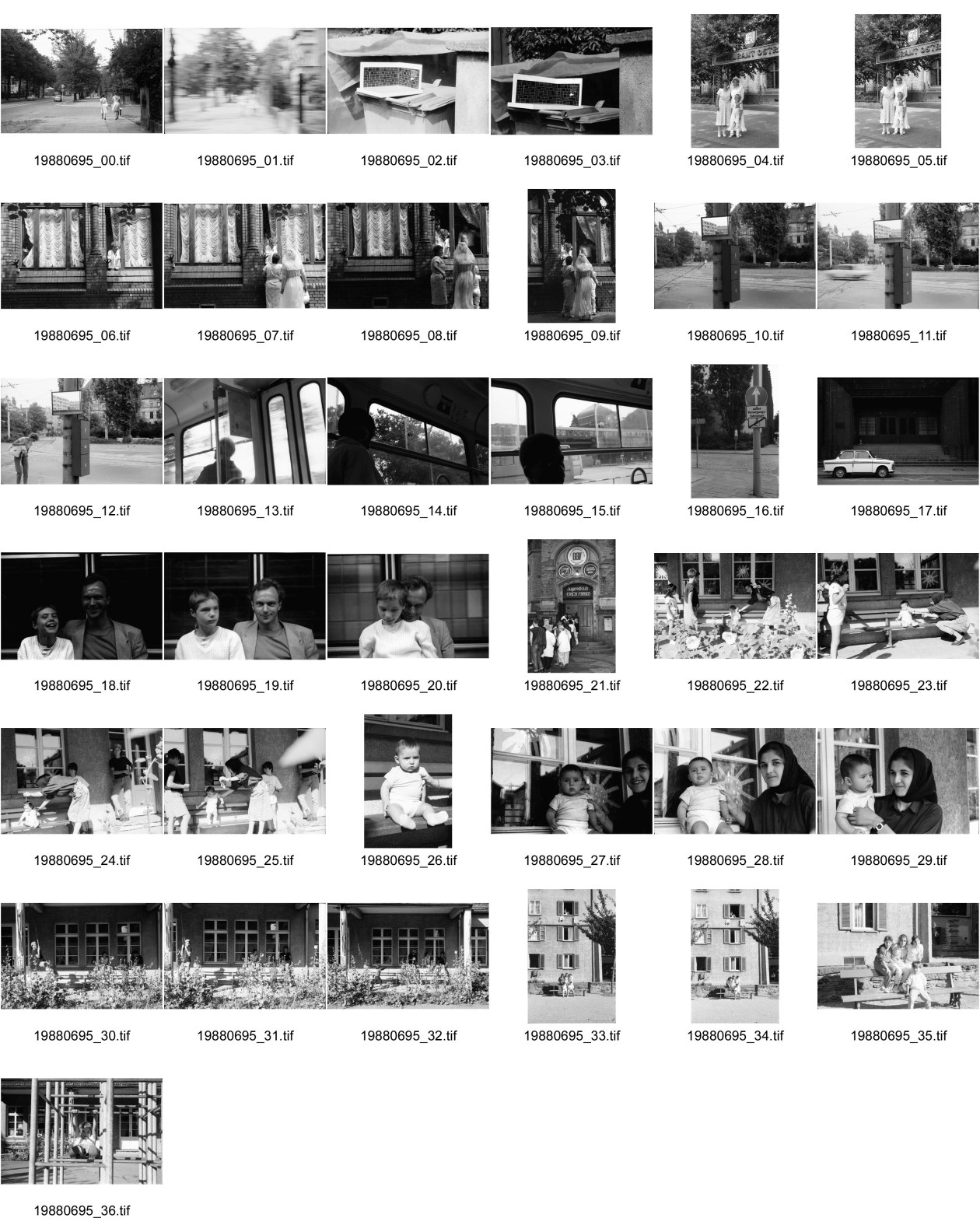 Image of sheet 19880695: Teile einer Puppenstube werden entsorgt. Eine Braut mit Mutter und Sohn steht vor einem Tschechischen Restaurant in Dresden. Gruppenbild. Braut von hinten ohne Mann. Die Vorhänge passen zur Braut! Im Strassenbahnspiegel reflecktiert eine Wohnsiedlung im Bild stehen wir aber in einem alten Villen Wohnuartier am Fetscherplatz wo die Galerie Mitte steht. Im Bus. Der Zug fährt in den alten Bahnhof Dresdens ein. Für RollstuhlfahrerInnen verboten nur Vesorgungsfahrzeuge! Trabant. Portrait Ralf Bartholomäus. Galerie Weisser Elephant Elefant Vor dem Jugendclub Erich Franz Berlin. Ost DDR GDR Ostberlin Ostdeutschland
Kinder und Baby unter dem Dach des Kindergartens Erismannhof. Kavakli und Meine türkischen Nachbar Kinder. Zürich Schweiz 1988