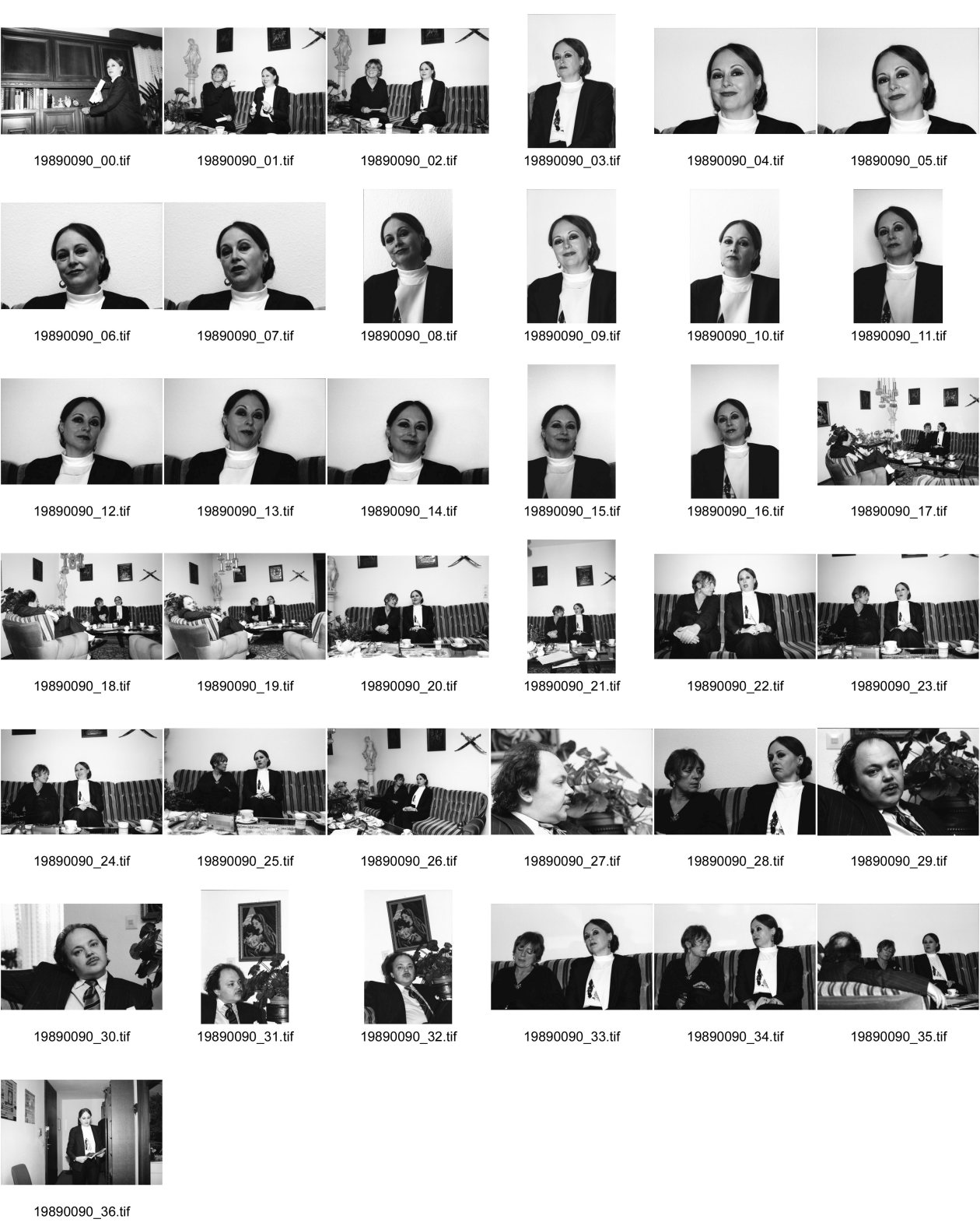 Image of sheet 19890090: Portrait Hellseherin Dagmar Hoffmann und ihr Mann und Manager. Deutschland 1989 Sekten Spiritualismus
Springer Verlag Zeitung Journal für die Frau

frtsg. Portrait Hellseherin Dagmar Hoffmann und ihr Mann und Manager. Deutschland 1989 Sekten Spiritualismus Springer Verlag Zeitung Journal für die Frau