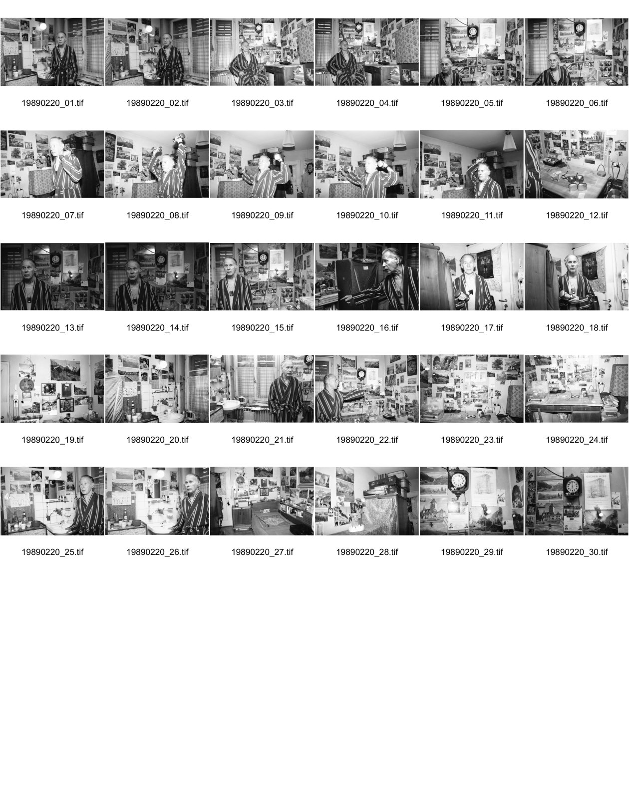 Image of sheet 19890220: Portrait der Menschen in der Hellmutstrasse 12 bevor sie vom Thuner Spekulanten Von Känel auf die Strasse gestellt wurden, Zürich 1989.
Portrait für die Schweizer Illustrierte.Das Haus gehört seit kurzem dem Thuner Imobilienspekulant Von Känel. Herr Wirz kann nicht mehr bleiben. Er wohnte seit über 30 Jahren in diesem kleinen Zimmer. Zürich Aussersihl Hellmutstrasse Kreis 4 vier 989 Wohnen Wohnungsnot
Schweiz Switzerland Europe Portrait