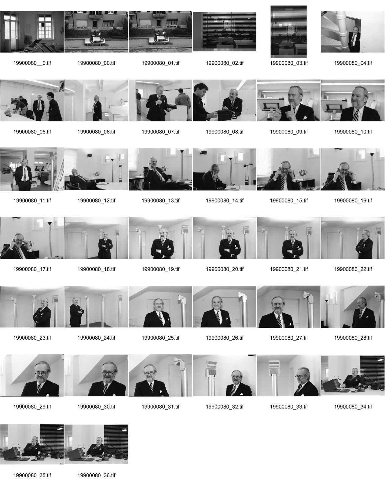 Image of sheet 19900080: Fünf Jahre nach der Räumung des Stauffacher s steht das Zimmer leer. Photograph an der Arbeit. Zürich Schweiz Wohnungsnot Besetzung
frtsg. 900070 Deutscher Siemens Designer Herbert Schultes in seinem Atelier und Büro in München und vor seinen Olymp Leuchten und anderen von ihm designten Objekte. Hochparterre 1990 Nr. 5 S.74-75
Herbert H. Schultes (* 1938) München Deutschland 1990 √
