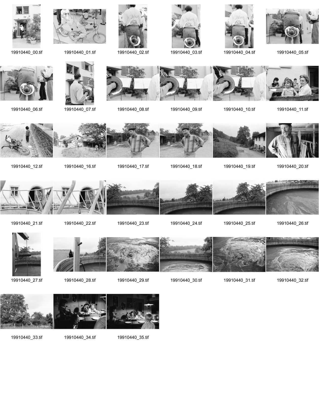 Image of sheet 19910440: Musik gruppe Erismannhof Zürich
Menschen Bio Bauernhof Cerniévillers Lydia Wespi Strasser und Partner Güllenloch Gülle Jaucheloch Jauche sammeln Familie mit Kindern am Tisch Jura Kanton 1991
Bio farming farmer Swiss Europe agriculture alternative 1991 Cerniévillers vacation center hotel tourism animal Jura Kanton Swiss Switzerland Suisse Wespi family biological farm