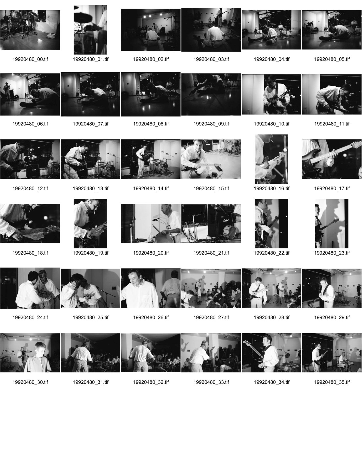 Image of sheet 19920480: Konzert mit Stephan Wittwer li. (guitar) und Han Bennink  re. in der  Galerie am Walcheturm.  drums schlagzeug
Stephan Wittwer (* 1. März 1953 in Zürich) ist ein Schweizer experimenteller Musiker, Improvisator und Komponist. Früher waren seine Hauptinstrumente elektrische und klassische Gitarre, Geräte, Verstärker und das Tonstudio, heute hauptsächlich Computer[1
Zürich 1992  art concert music jazz culture guitar rock musician Switzerland Europe Swiss culture