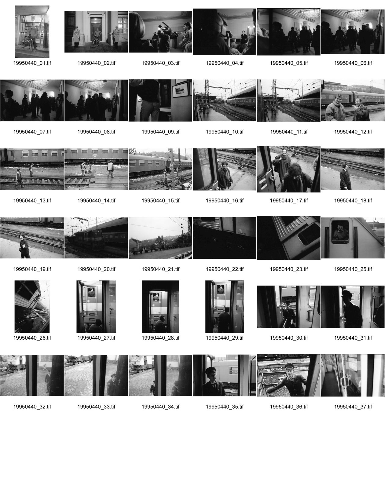 Image of sheet 19950440: Eröffnung Monat der Photographie mit Macek und Bürgermeister.Zugreise Iren Stehli Susanne Roth Abfahrt Zugführer