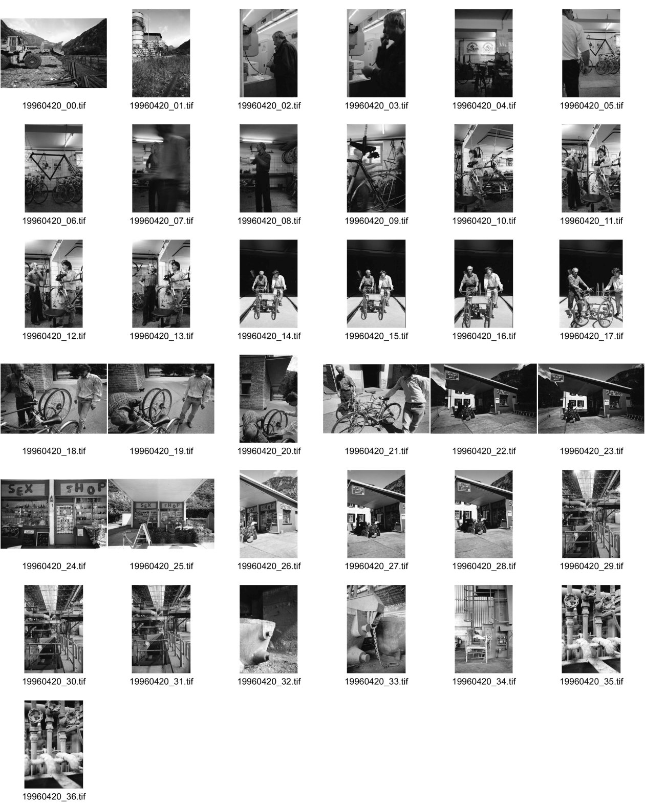 Image of sheet 19960420: Fahrradwerstatt Tandem Sexshop in Tankstelle Im stillgelegten Stahlwerk Monteforno der Von Roll in Bodio, Schweiz. 05.96

Out of: 
Schichtwechsel, Rotpunktverlag 
Jour ouvrable , Edition d'en bas
Per chi suona la sirena, Editione Casagrande
SMUV UNIA