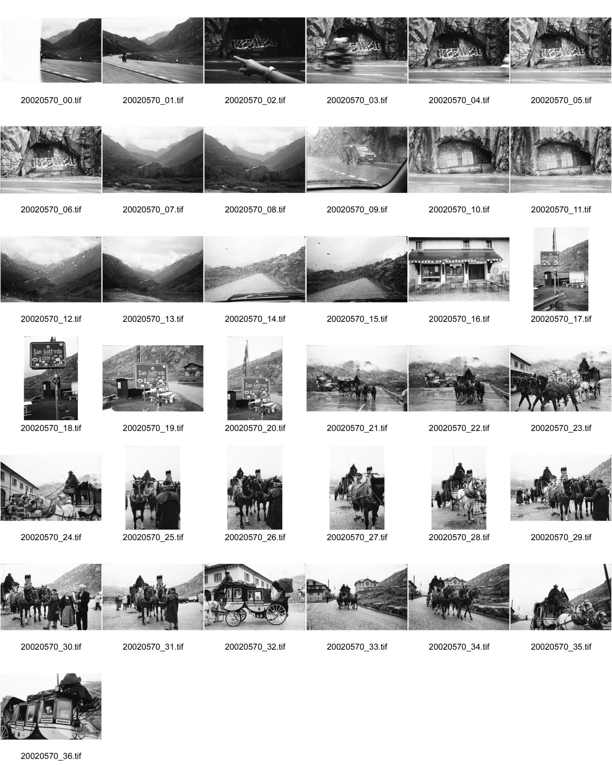 Image of sheet 20020570: Eingang Gotthard Stollen Festung Regen Fahrradfahrer Velofahrer Velo Auto Passstrasse Reusstal Regen Gotthardhospiz Passhöhe 2091 M über Meer M. ü.M Rösslikutsche Postkutsche Gotthardpostkutsche Motorrad fahrend graffitti am Stollen eingang
Gotthardstrasse 

Schweiz, Svizzera, Switzerland Kanton Tessin Ticino
aus: Gotthard, das Hindernis verbindet